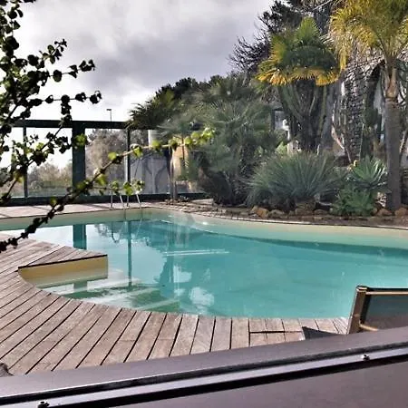 Villa With Swimming Pool In Ospedaletti