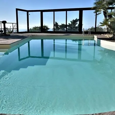 Villa With Swimming Pool In Ospedaletti Tatil Evi
